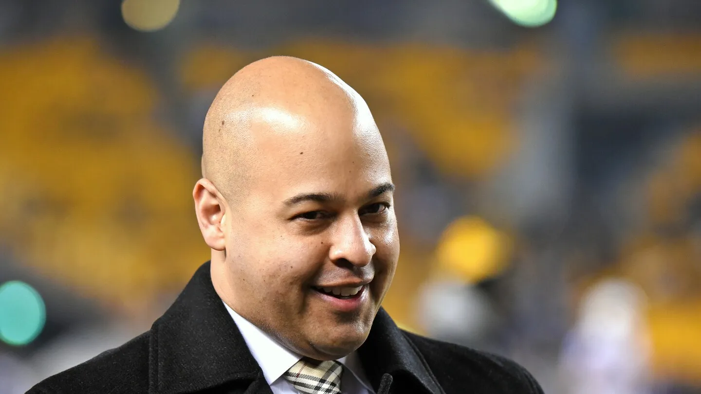 Steelers Perpanjang Kontrak G.M. Omar Khan Tiga Tahun