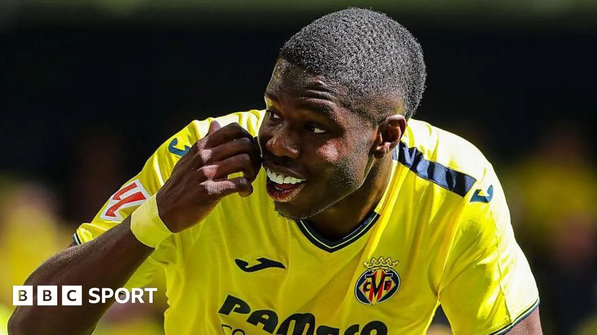 Everton Rekrut Striker Villarreal Barry Seharga £27 Juta